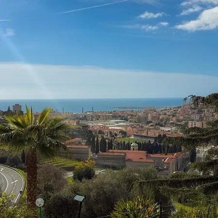 Per Aspera Ad Astra Apartament Imperia